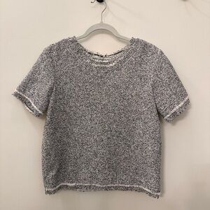 Ann Taylor Raw Hem Short Sleeve Sweater Ivory Black sz Small